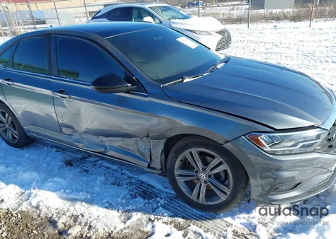 2019 Volkswagen Jetta 1.4T R-Line/1.4T S/1.4T Se из США, поврежденный, VIN 3VWC57BU6KM026249